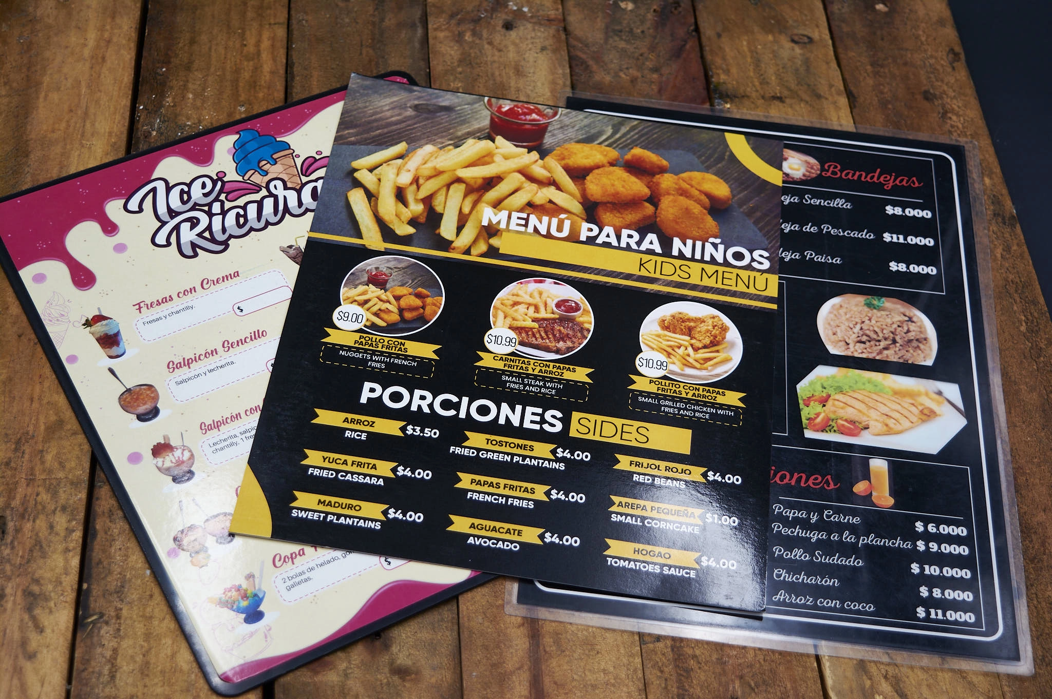 Carta menú en varias presentaciones: adhesivo sobre polipropileno, propalcote con laminado duro, propalcote con laminado blando